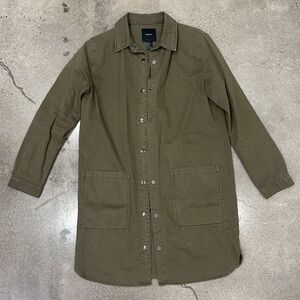 Long Button Top with Metal Buttons